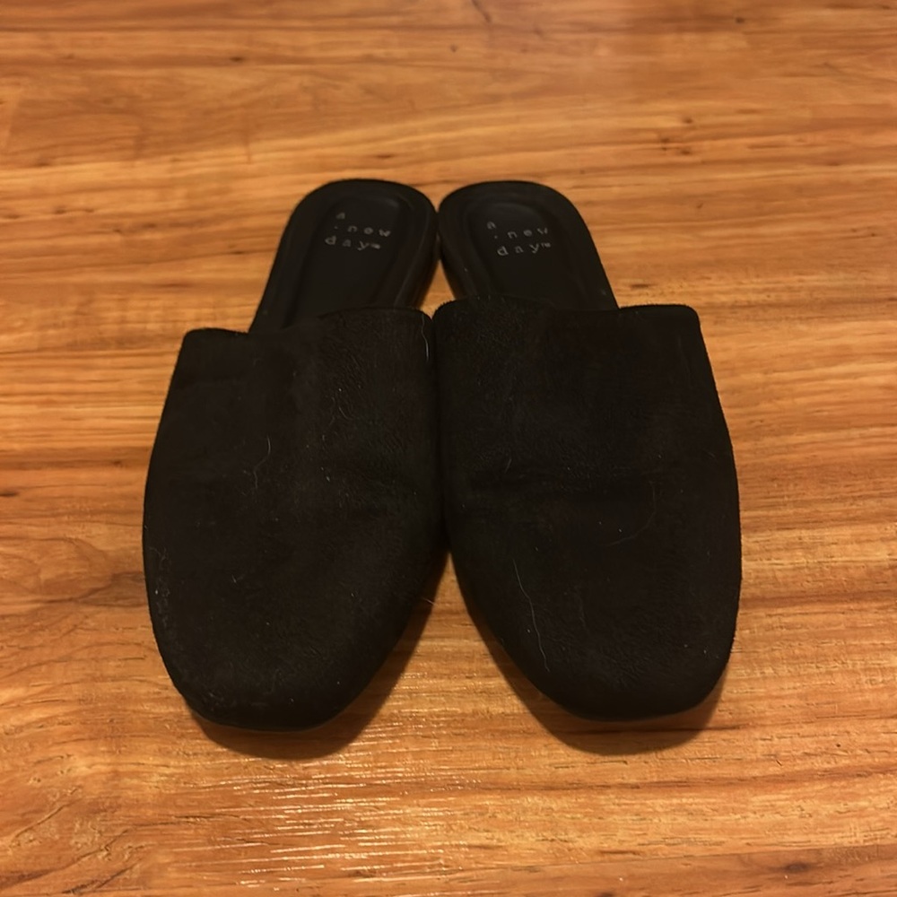 A New Day Black Mule Flats - Picture 3 of 5